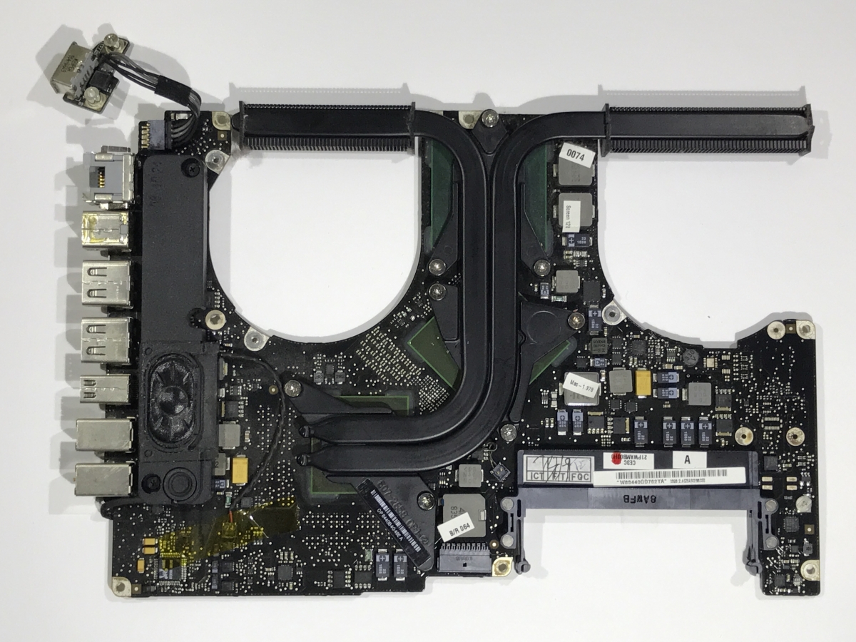 MacBook Pro 15", A1286, Late 2008, MB470-471LL/A, Board#820-2330-A, 820-2532-A image #2