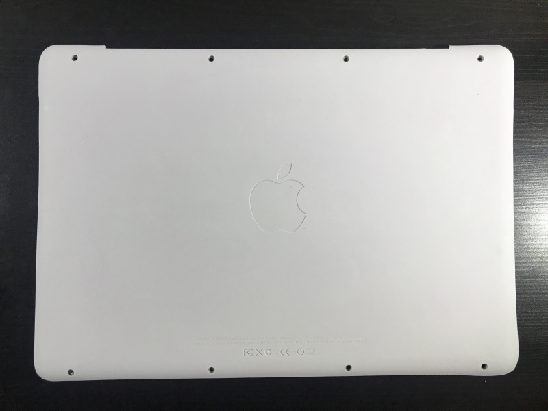 A1342 13" White Unibody MacBook Lower Casing