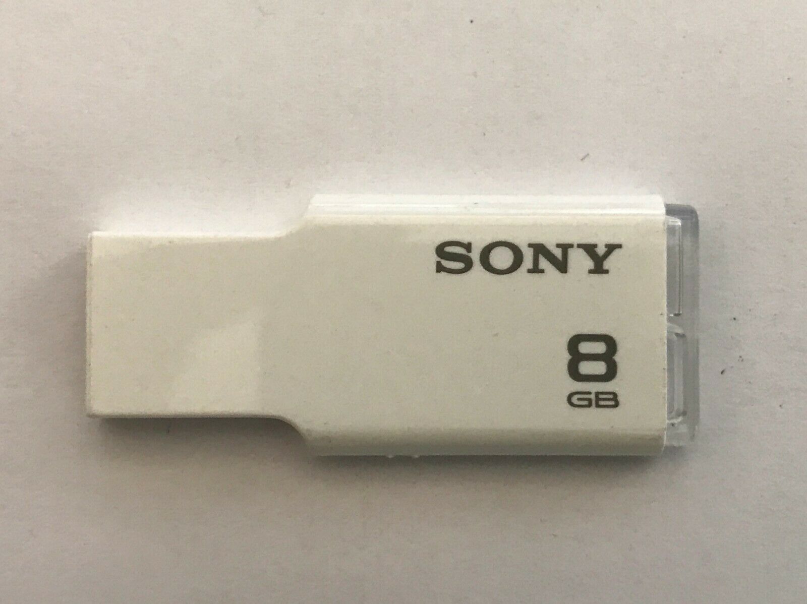 triathlon overse Regnfuld Sony 8GB Micro Vault M-Series USB Flash Drive White USM8GM, 20 Lot — RDKL,  Inc.