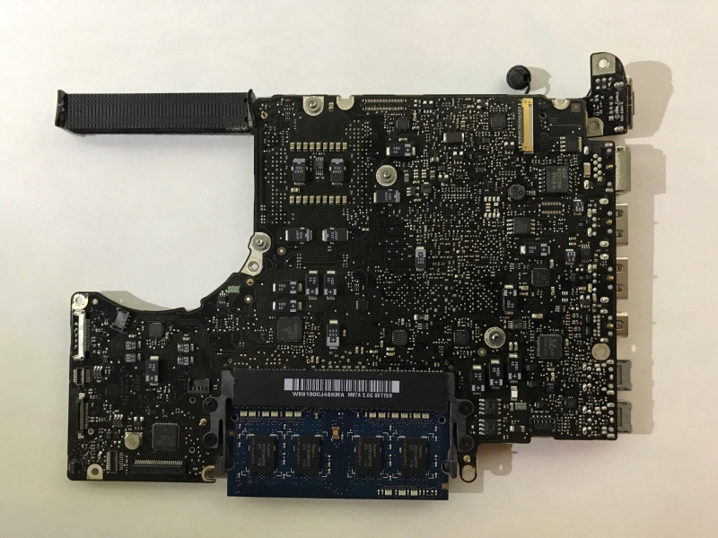 MacBook A1278 13.3" MB466LL/A Late 2008 Core 2 Duo 2GHZ Logic Board 820-2327-A image #1